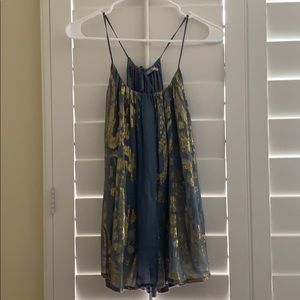 Language gold & dusty blue flowy top!